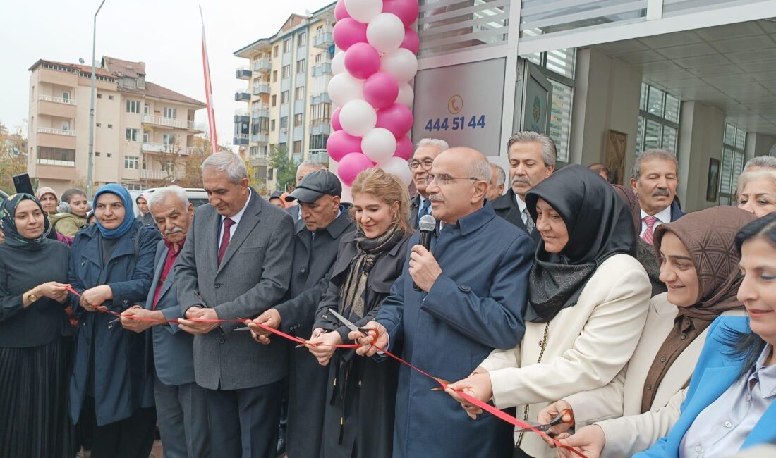 AK Parti Malatya Milletvekili Siraç Kara Ölmeztoprak, Malatya'da bir dizi