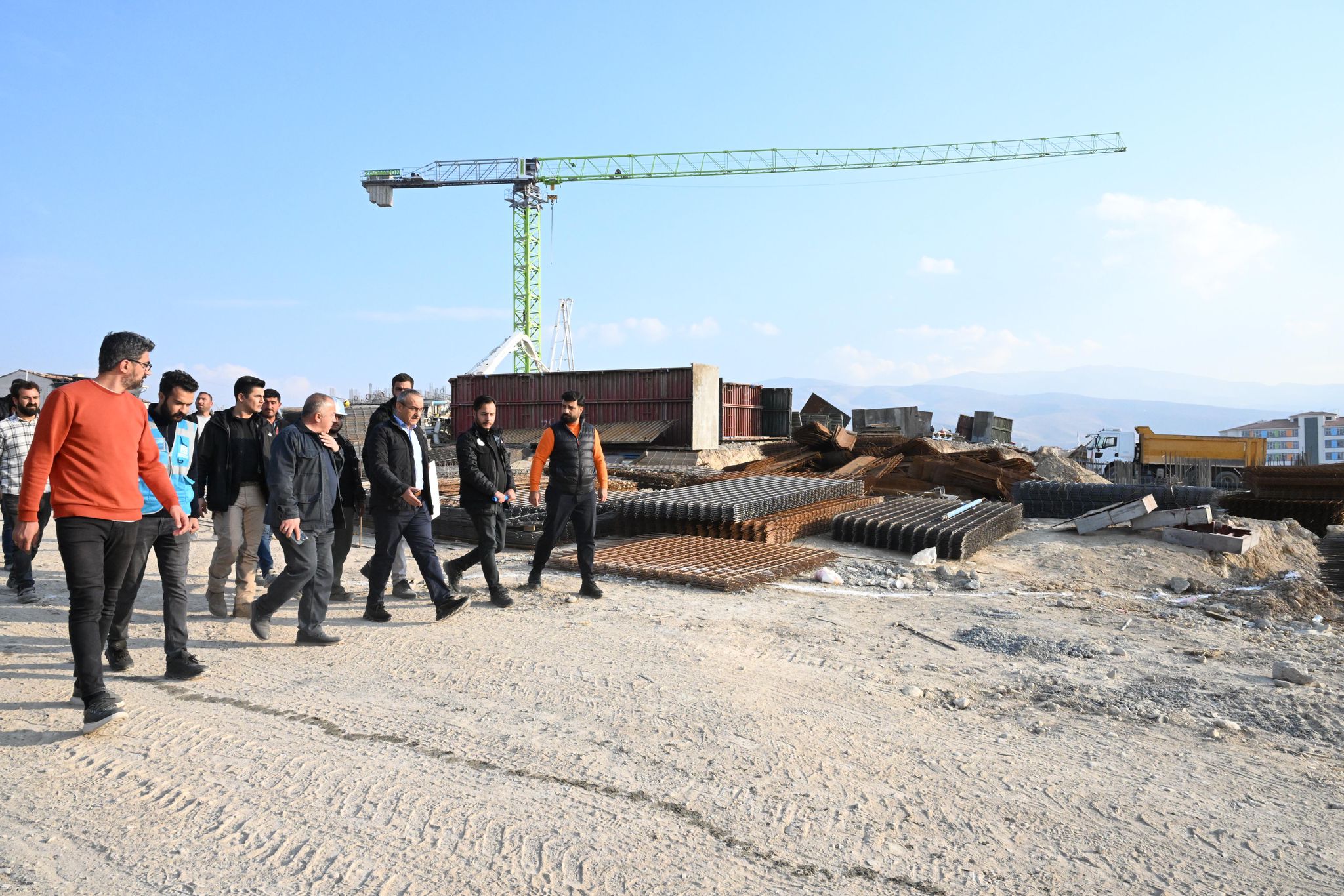 Vali Seddar Yavuz Rezerv ve Kentsel Dönüşüm Alanlarında İncelemelerde Bulundu.