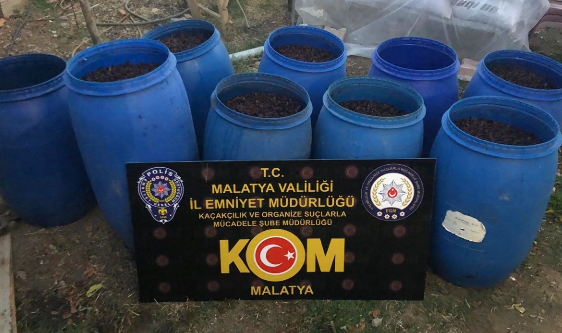 Malatya Emniyet Müdürlüğü tarafından yapılan operasyonda 4 bin 696 litre
