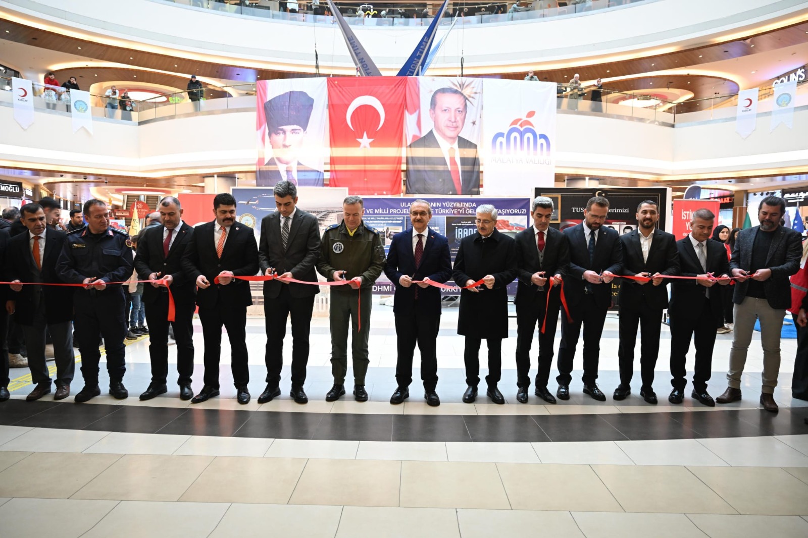 Malatya'da Milli Teknoloji Hamlesi Sergisi açıldı. Çok sayıda okuldan öğretmen