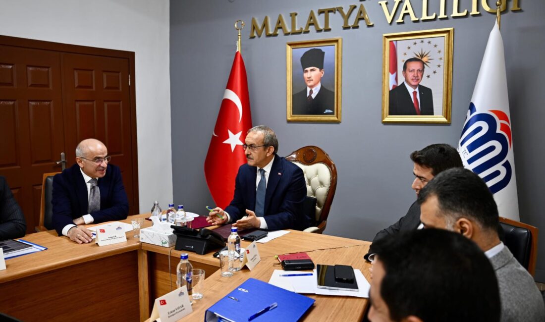 Malatya Valisinin Başkanlığında Afet İstişare ve Koordinasyon Toplantısı gerçekleştirildi.