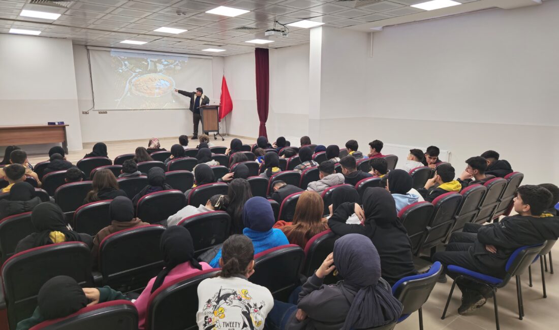 Battalgazi Belediyesi tarafından okullarda UNESCO dünya mirası listesinde bulunan Arslantepe'nin