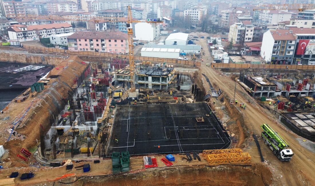 Battalgazi Belediye Başkanı Bayram Taşkın Saray Mahallesinin teslim tarihini açıkladı.