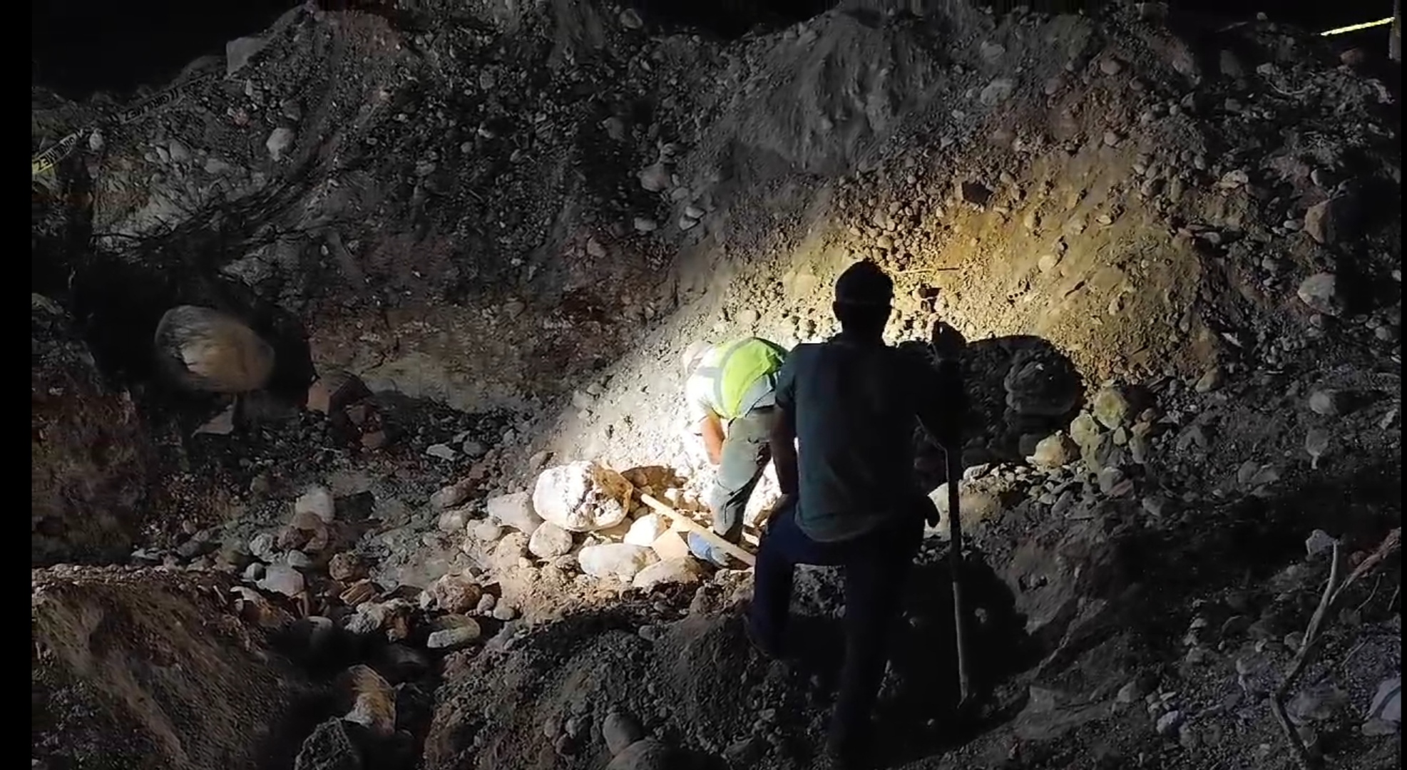 Malatya Emniyet Müdürlüğü Asayiş Şube Müdürlüğü Ekipleri faili meçhul dosyayı