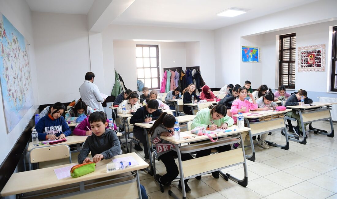 Malatya'da 'Asrın Felaketinin' yıl dönümü olan 6 Şubat tarihinde eğitim