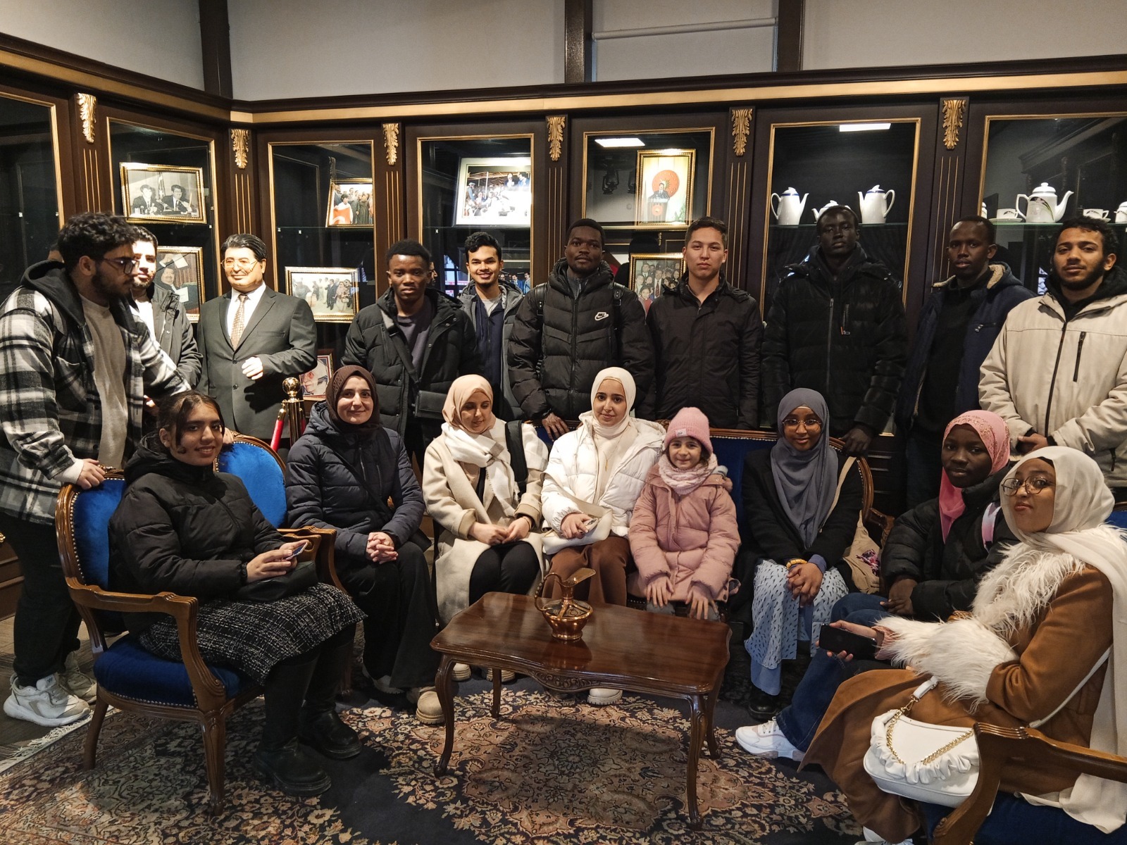Malatya Turgut Özal Üniversitesi’nde öğrenim gören yabancı öğrenciler,Sanat Sokağı’nda bulunan
