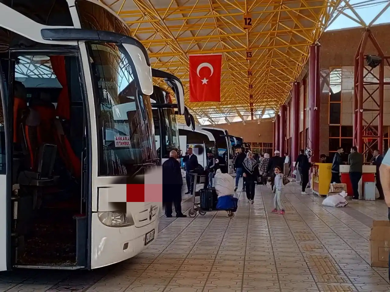 Malatya Emniyet Müdürlüğü tarafından gerçekleştirilen operasyonda uyuşturucu satıcılarına yönelik operasyon