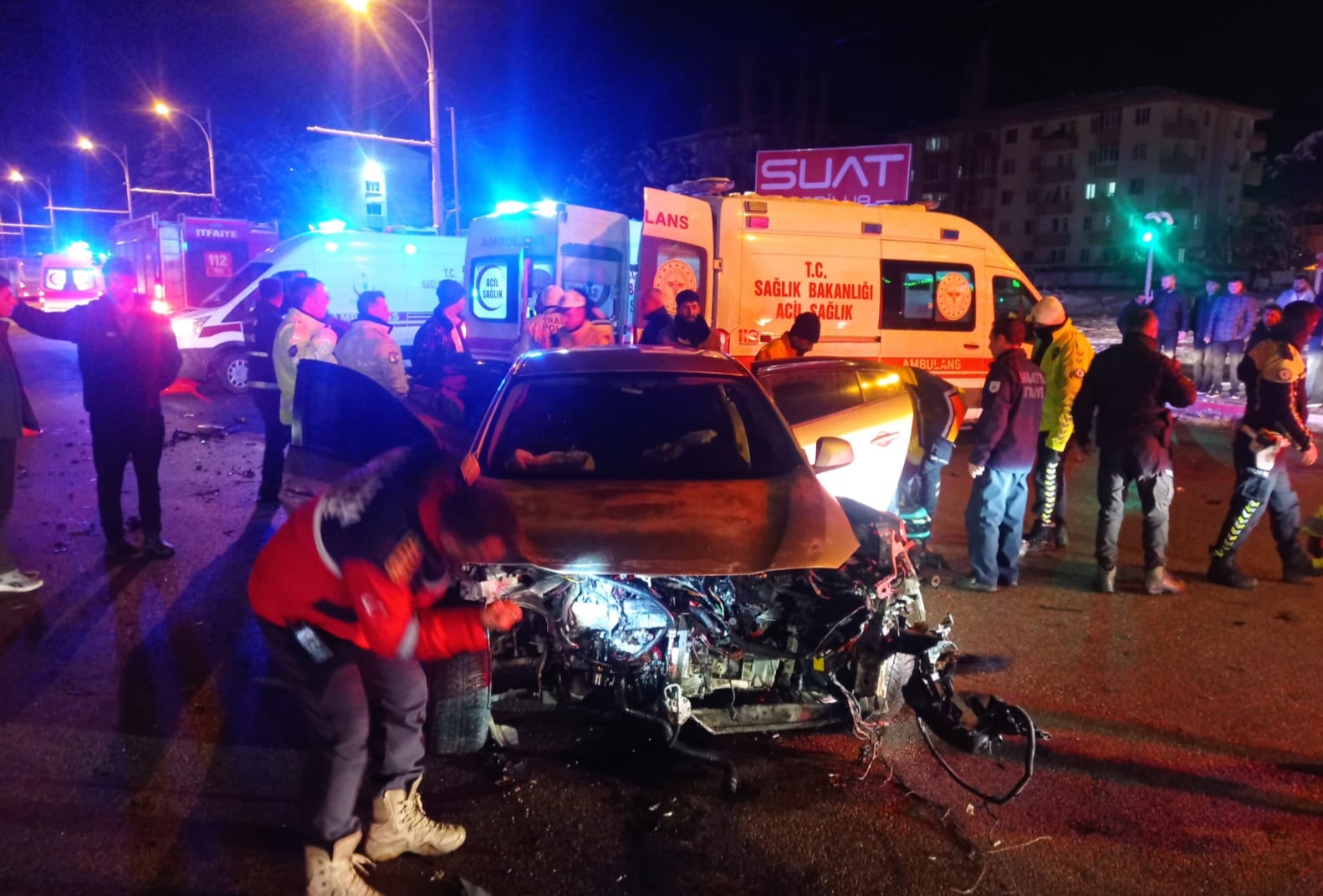 Malatya'nın Yeşilyurt İlçesinde meydana gelen kazada 5 kişi yaralandı.