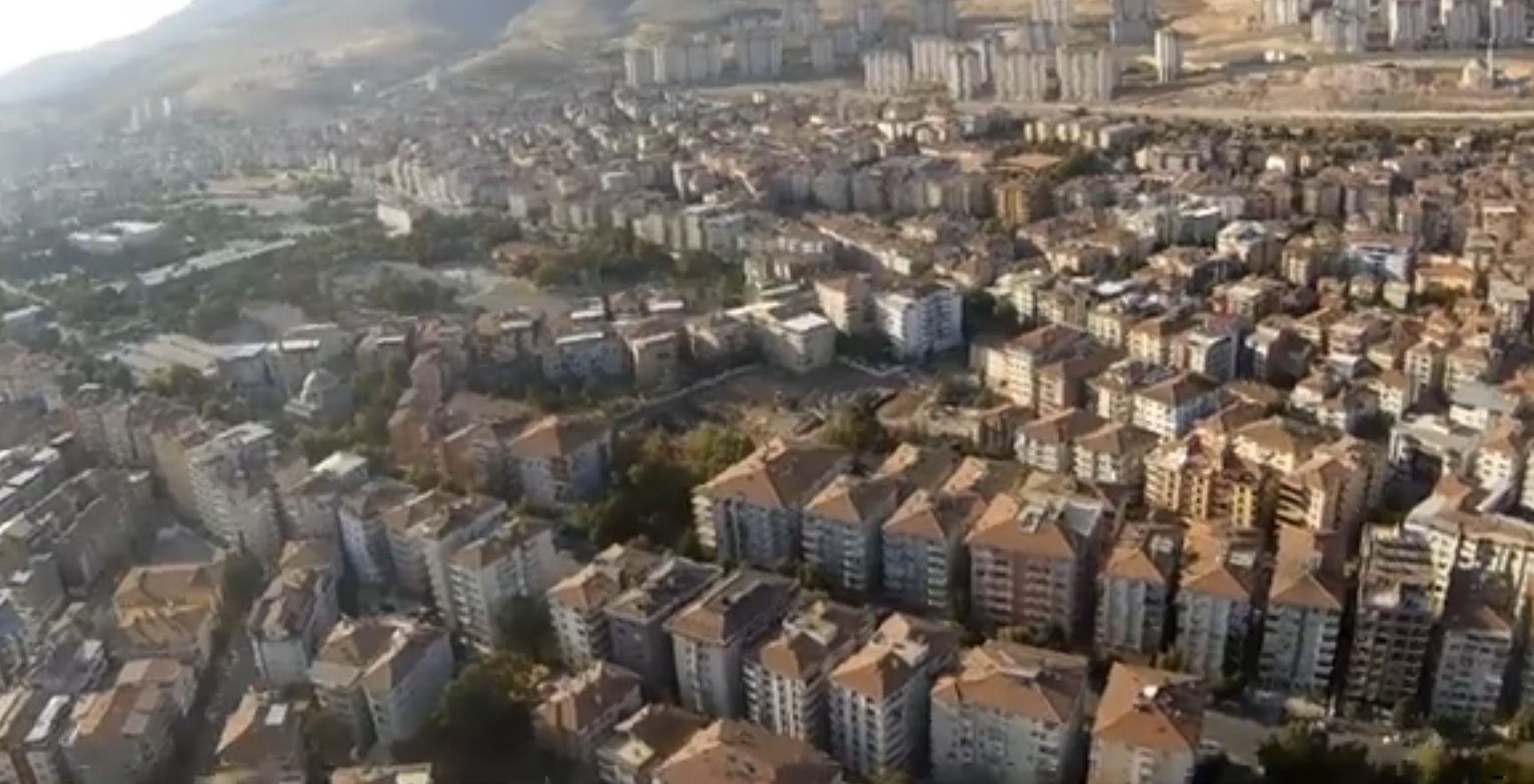 Malatya'nın 25 binin üzerinde nüfusa sahip mahallesi 8 ilçesini geride
