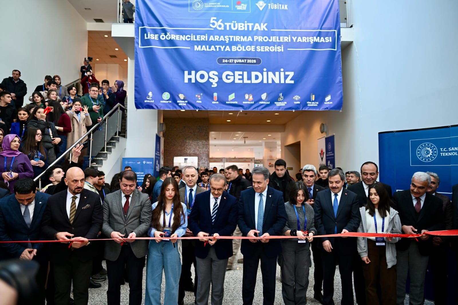 İnönü Üniversitesi ev sahipliğinde düzenlenen 56. TÜBİTAK Lise Öğrencileri Araştırma