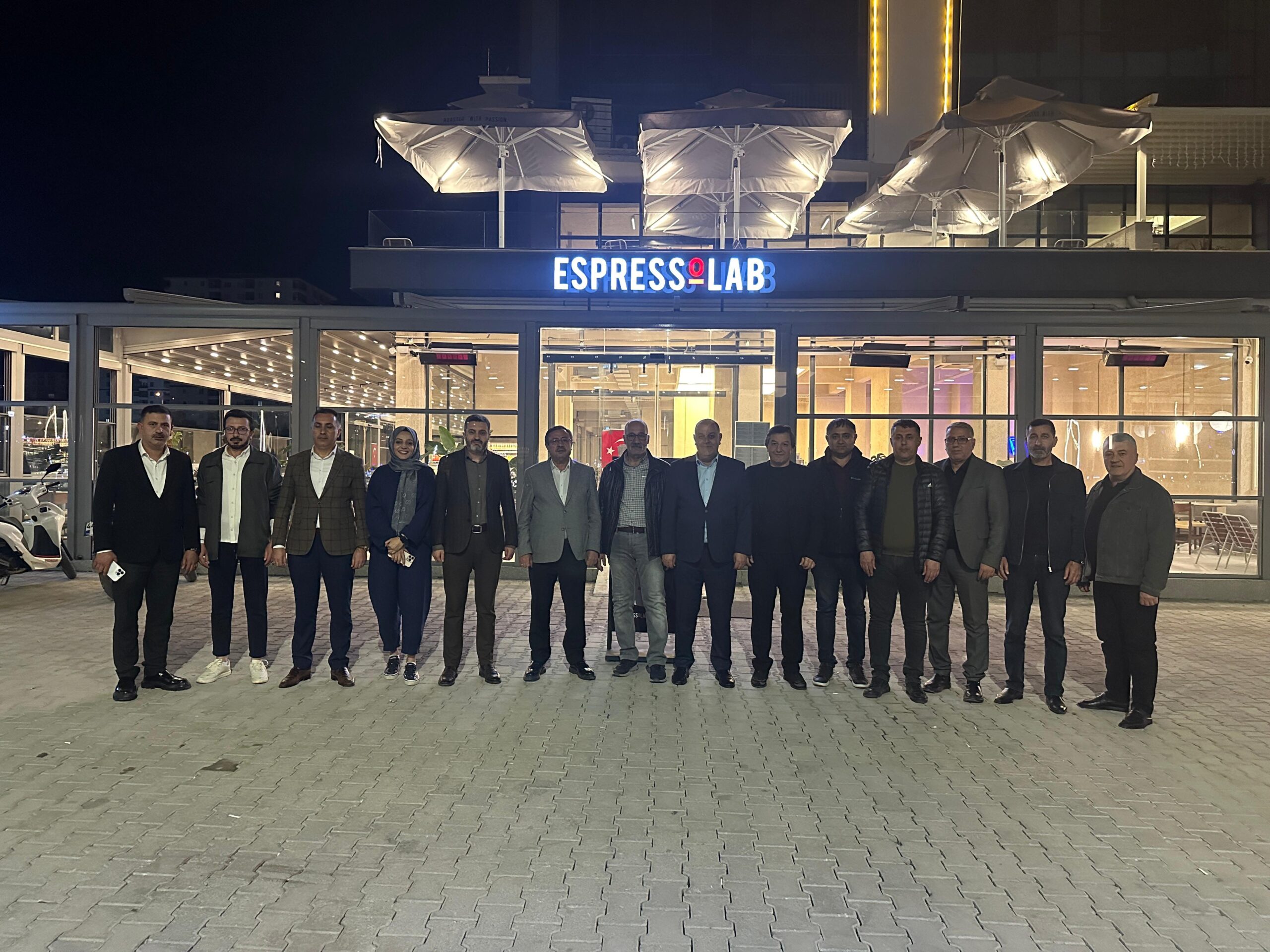 Cumhuriyet Halk Partisi Genel Başkanı Özgür Özel'in boykot açıklaması sonrası
