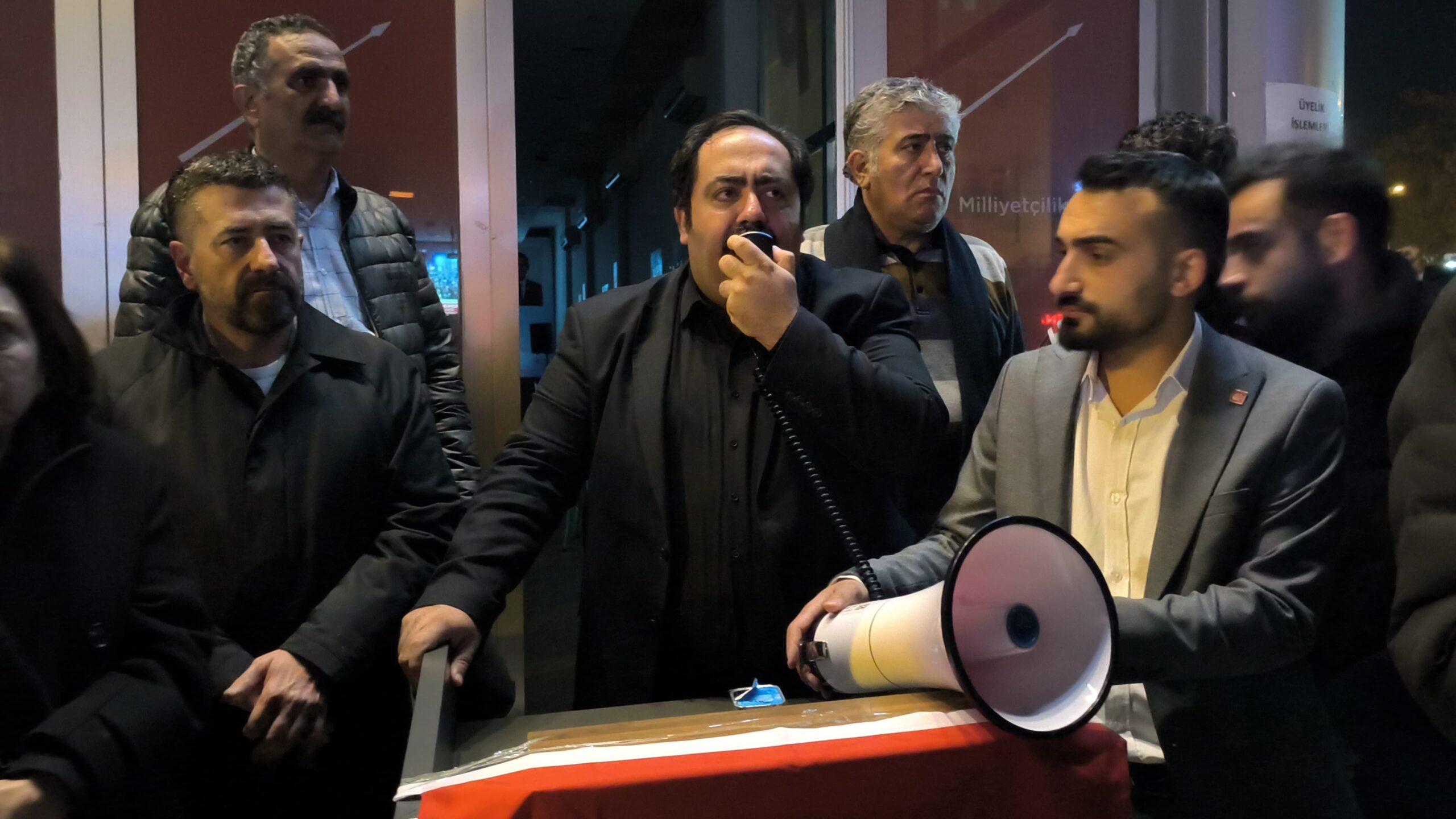 Malatya Cumhuriyet Halk Partisi tarafından Ekrem İmamoğlu'na yönelik ön seçimde