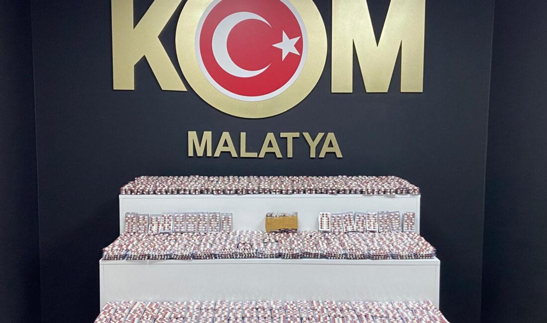 Malatya'da torbacılar yakalandı, 21 binin üzerinde uyuşturucu madde ele geçirildi.