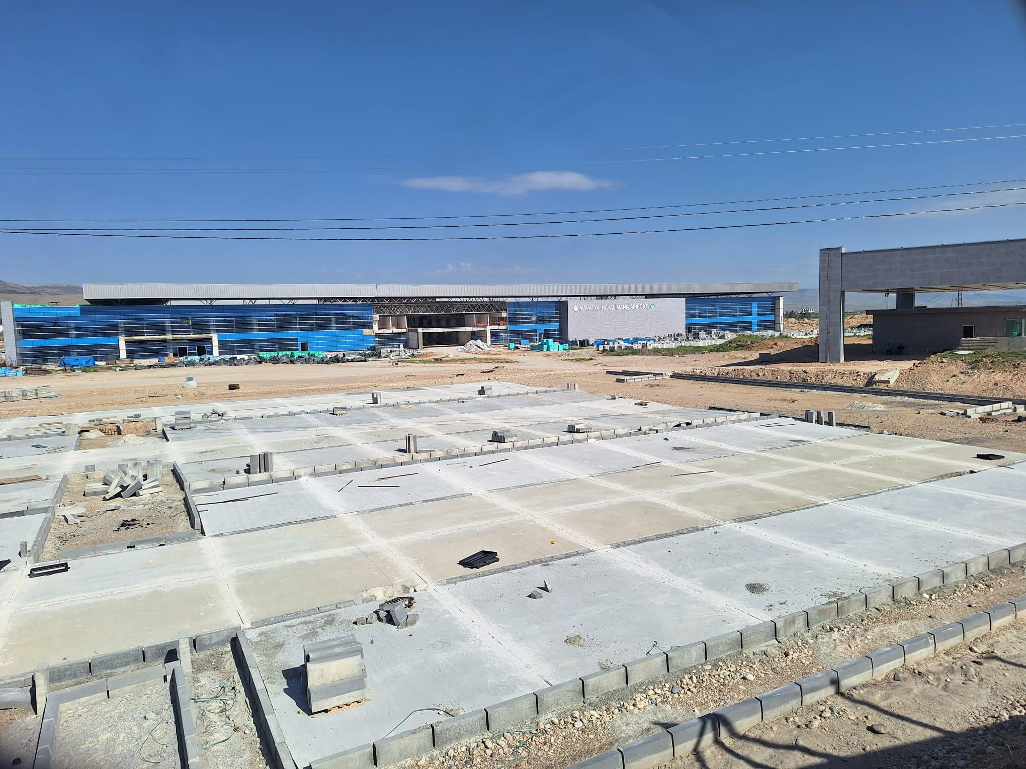 Malatya Havalimanı Terminal binasının son ihalesi gerçekleştirildi. 2025 yılının sonundan