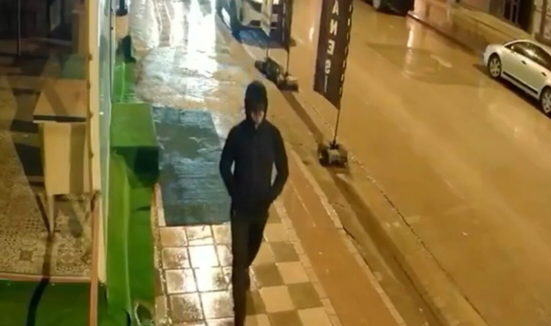 Malatya'da nitelikli yağma, gasp ve yaralama suçundan aranan şahıslar 78