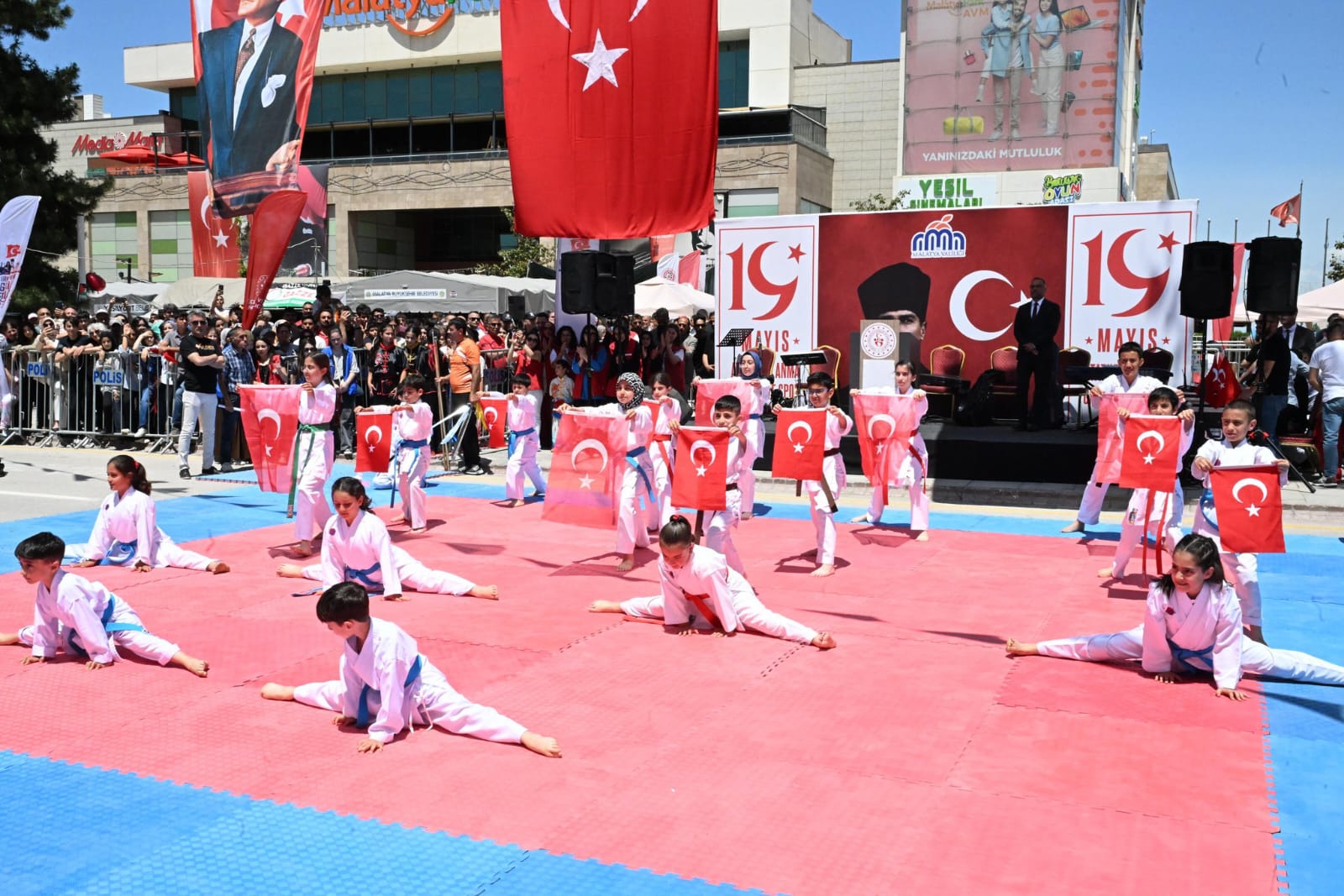 19 Mayıs Gençlik ve Spor Bayramı Malatya'da bir çok gösteri