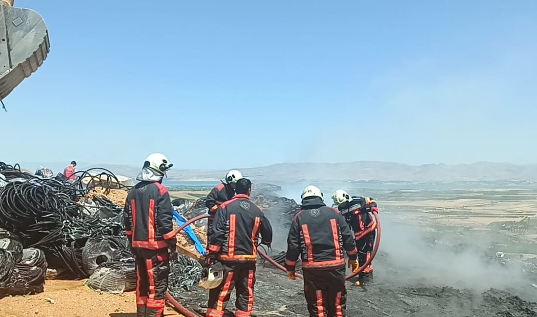 Battalgazi ilçesi Orduzu Mahallesinde yangın meydana geldi.