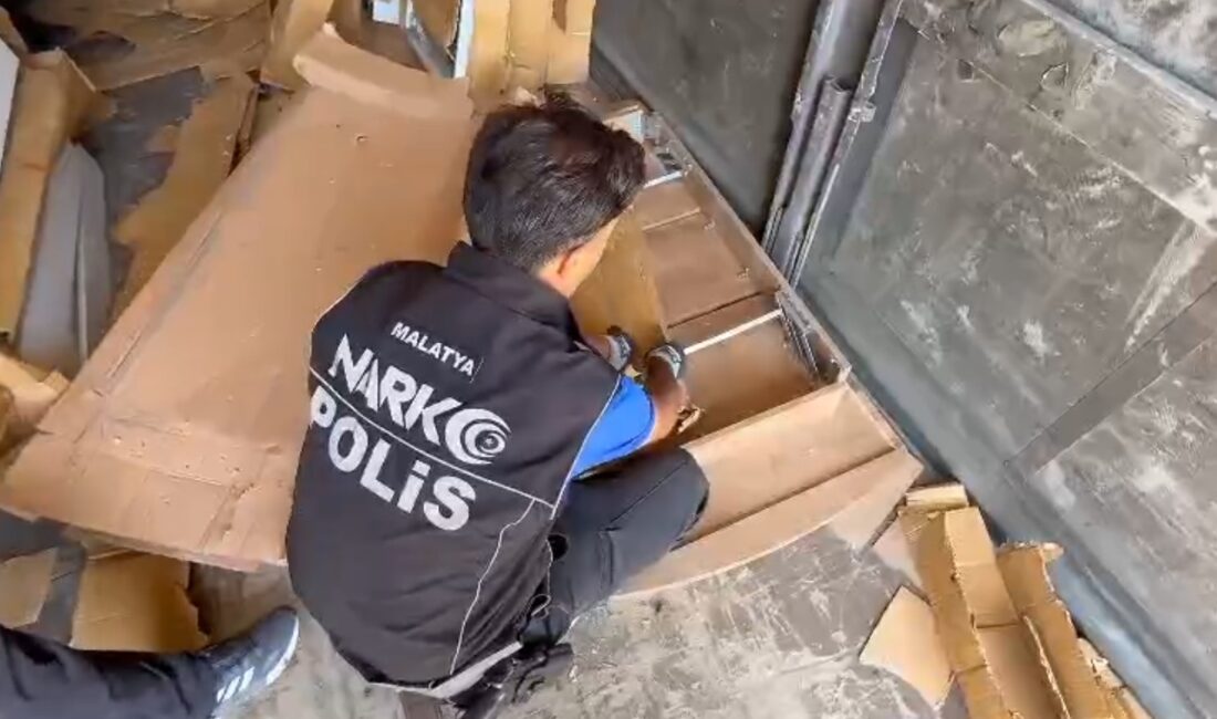Malatya Polisi Aylarca Takip Etti: 10 Kişi Tutuklandı Malatya Narkotik ve İstihbarat ekipleri 3 ay süren takip sonrasında