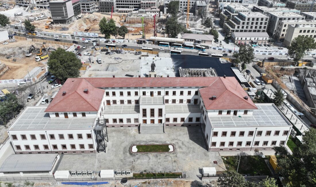 Malatya valilik binası aslına uygun şekilde yapılıp hizmete girdi.