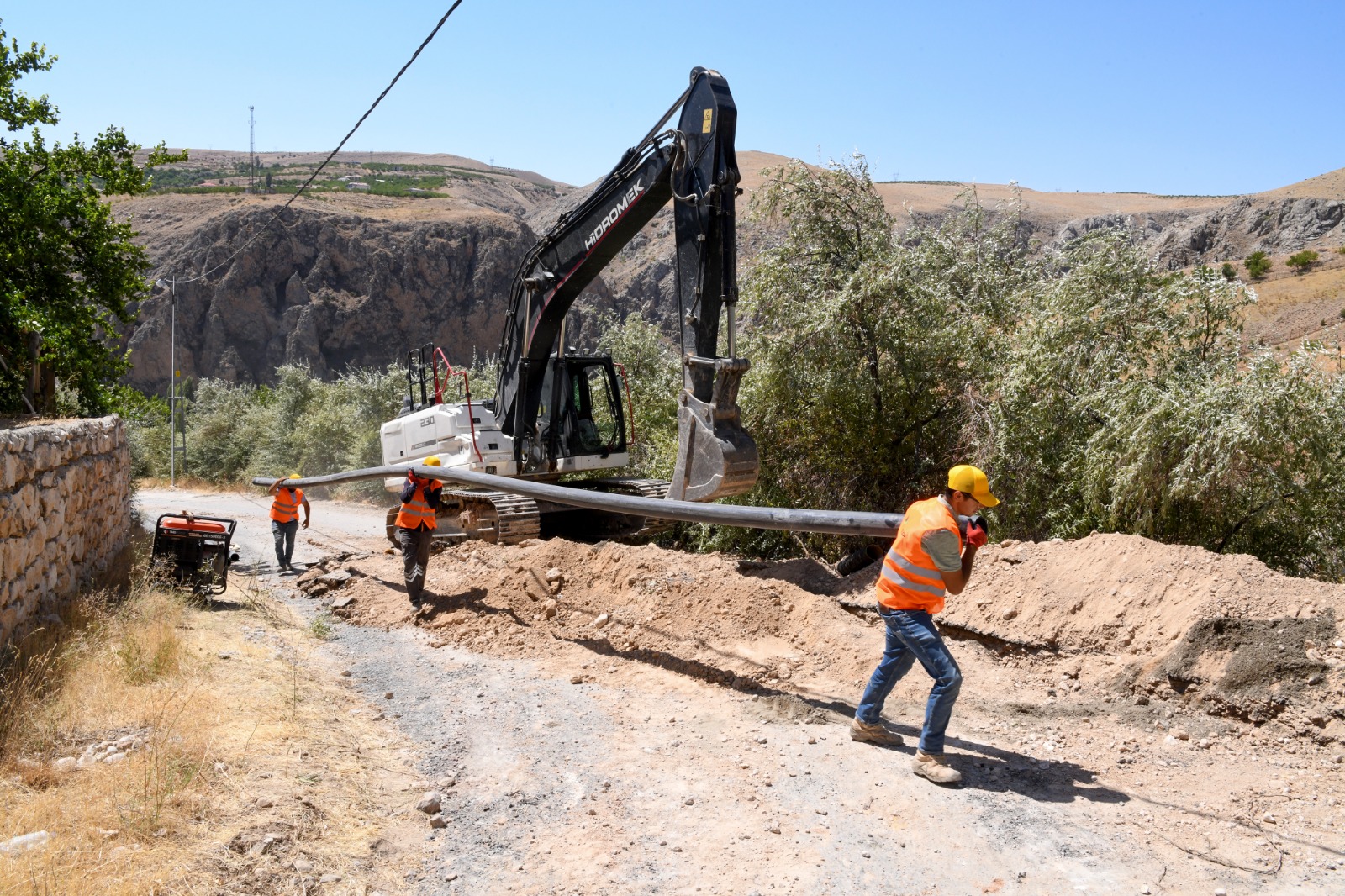 MASKİ’den Darende Ayvalı Mahallesi’ne 11 Bin 950 Metrelik İçme Suyu