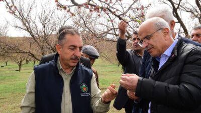 Sami Er, dolu yağışından zarar gören ilçelerde incelemelerde bulunarak “Ortaya